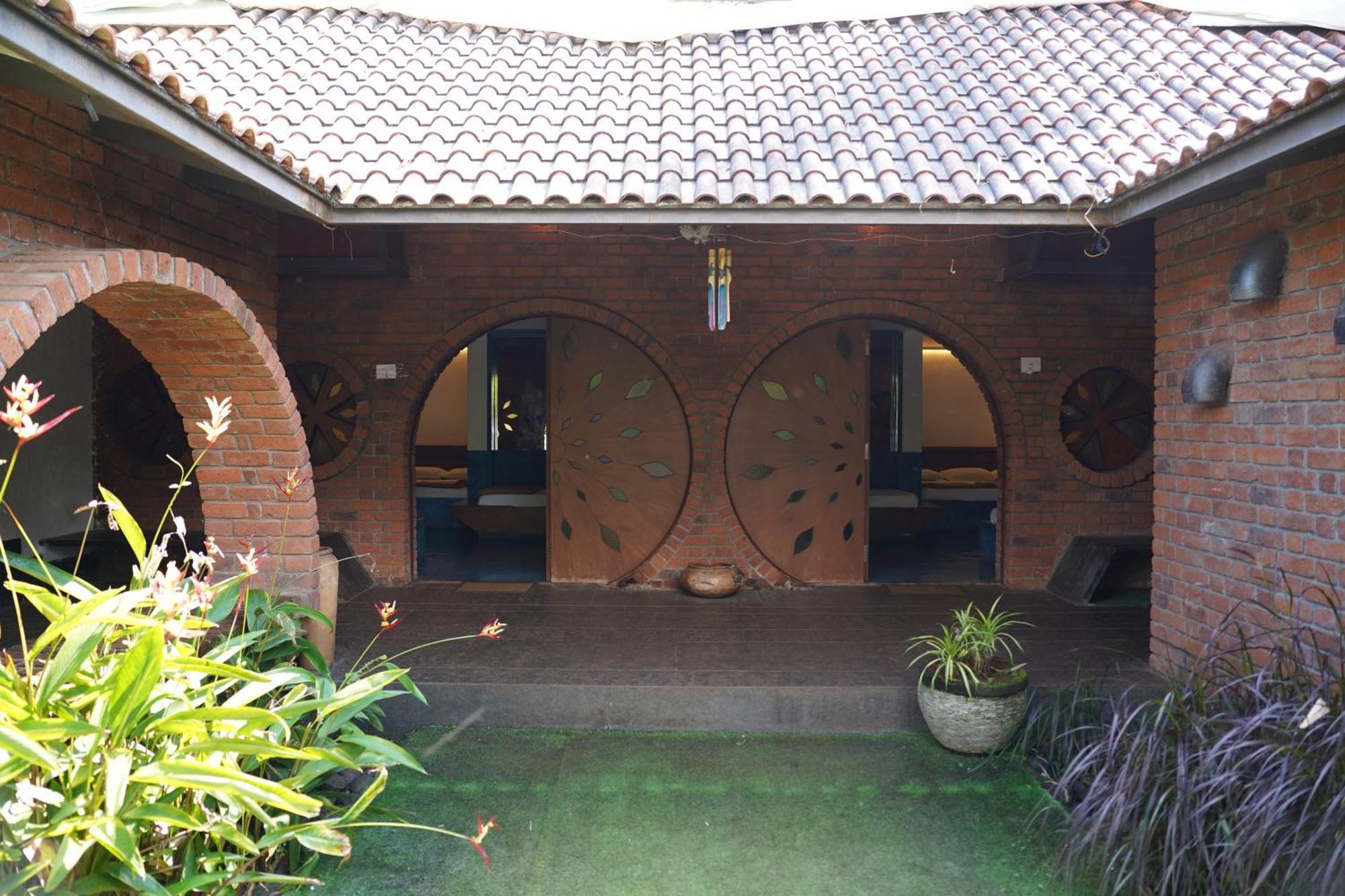 Bamboo And Bricks Resort Welhe Kültér fotó